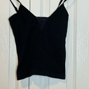 Cropped black tank top